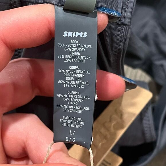 NWT Skims Swimwear Signature Swim Tank Bikini Top Scoop Neck Gunmetal Size Large - Picture 2 of 4